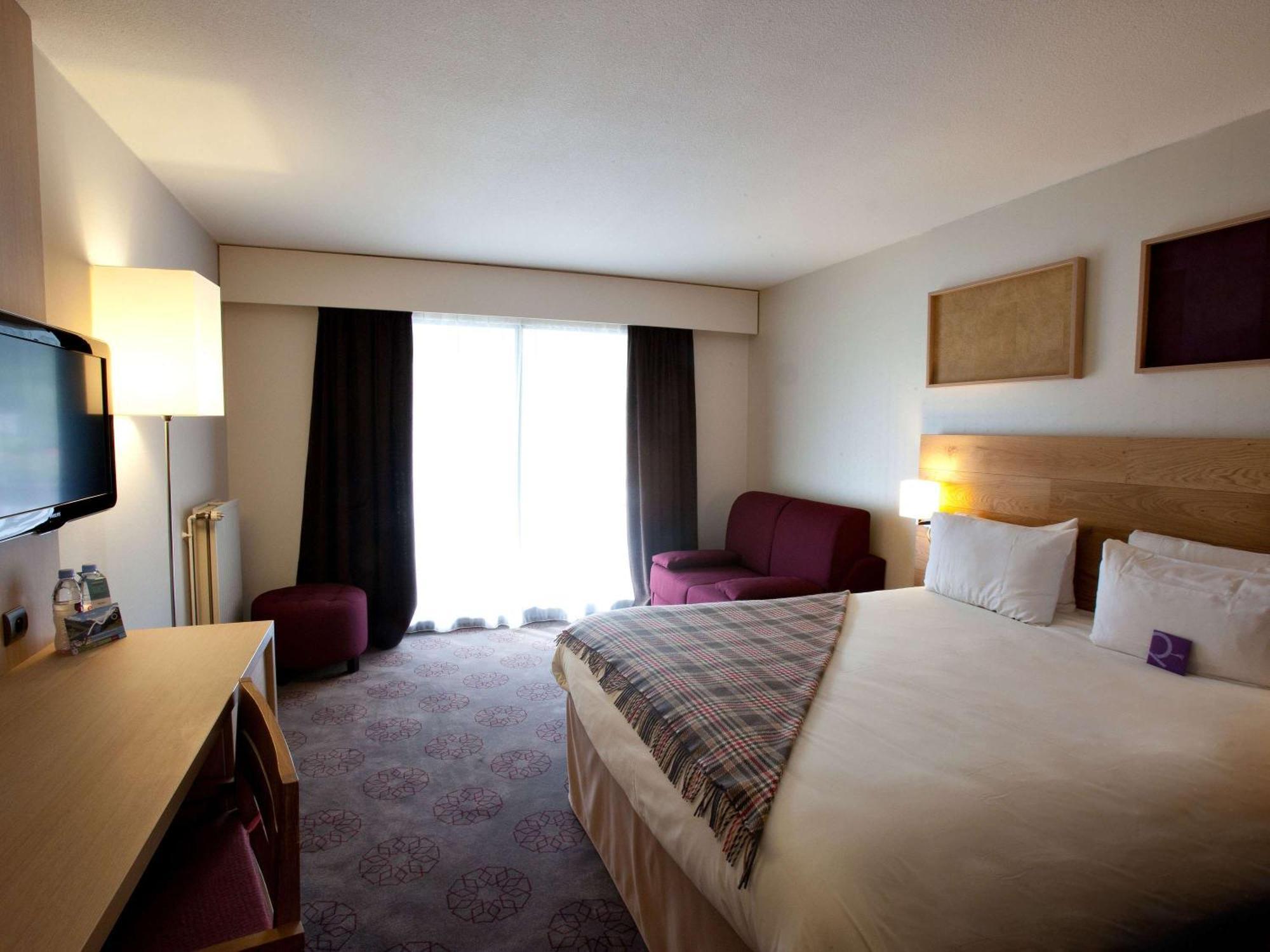 Mercure Saint-Lary Exterior photo