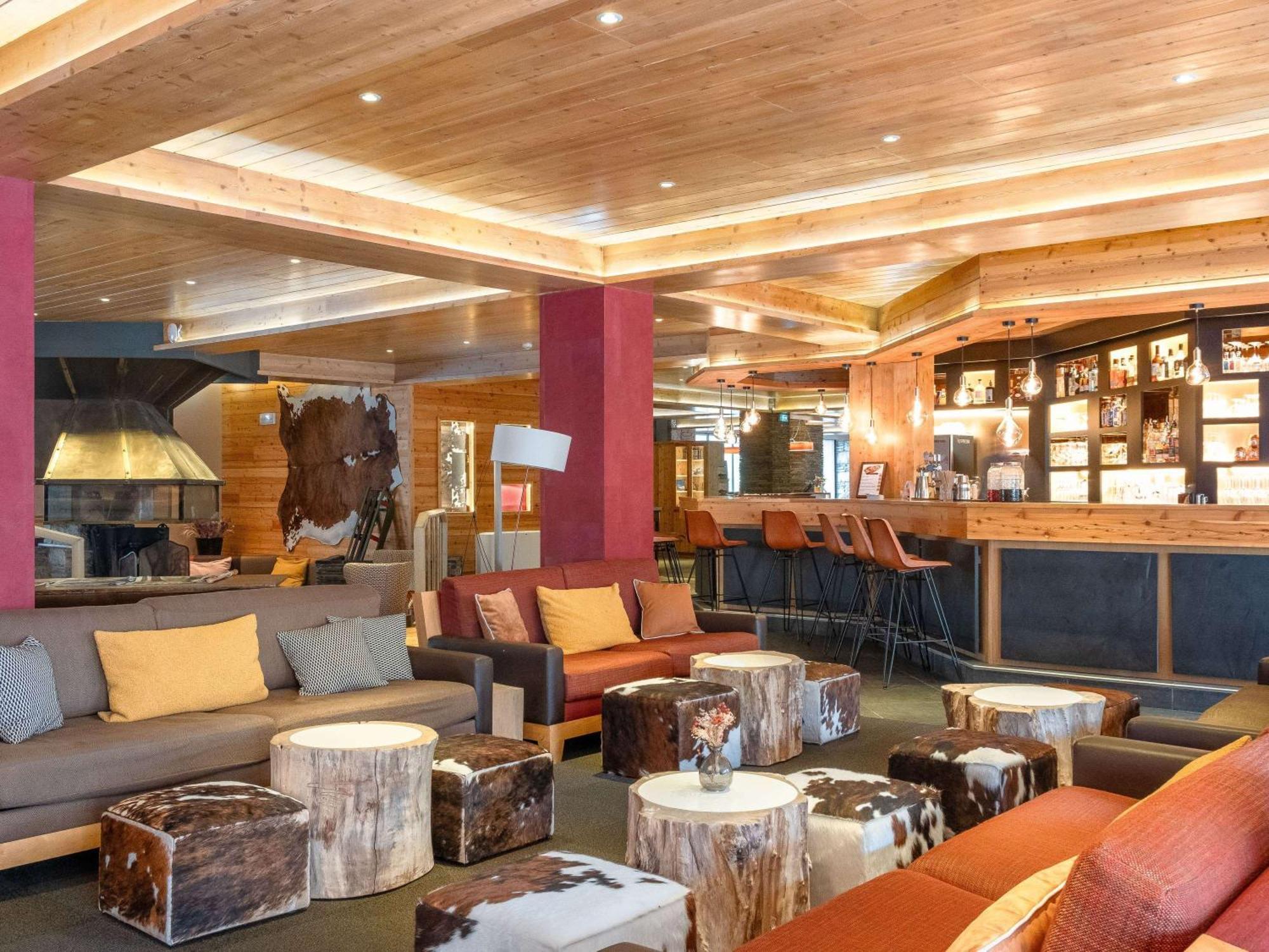 Mercure Saint-Lary Exterior photo